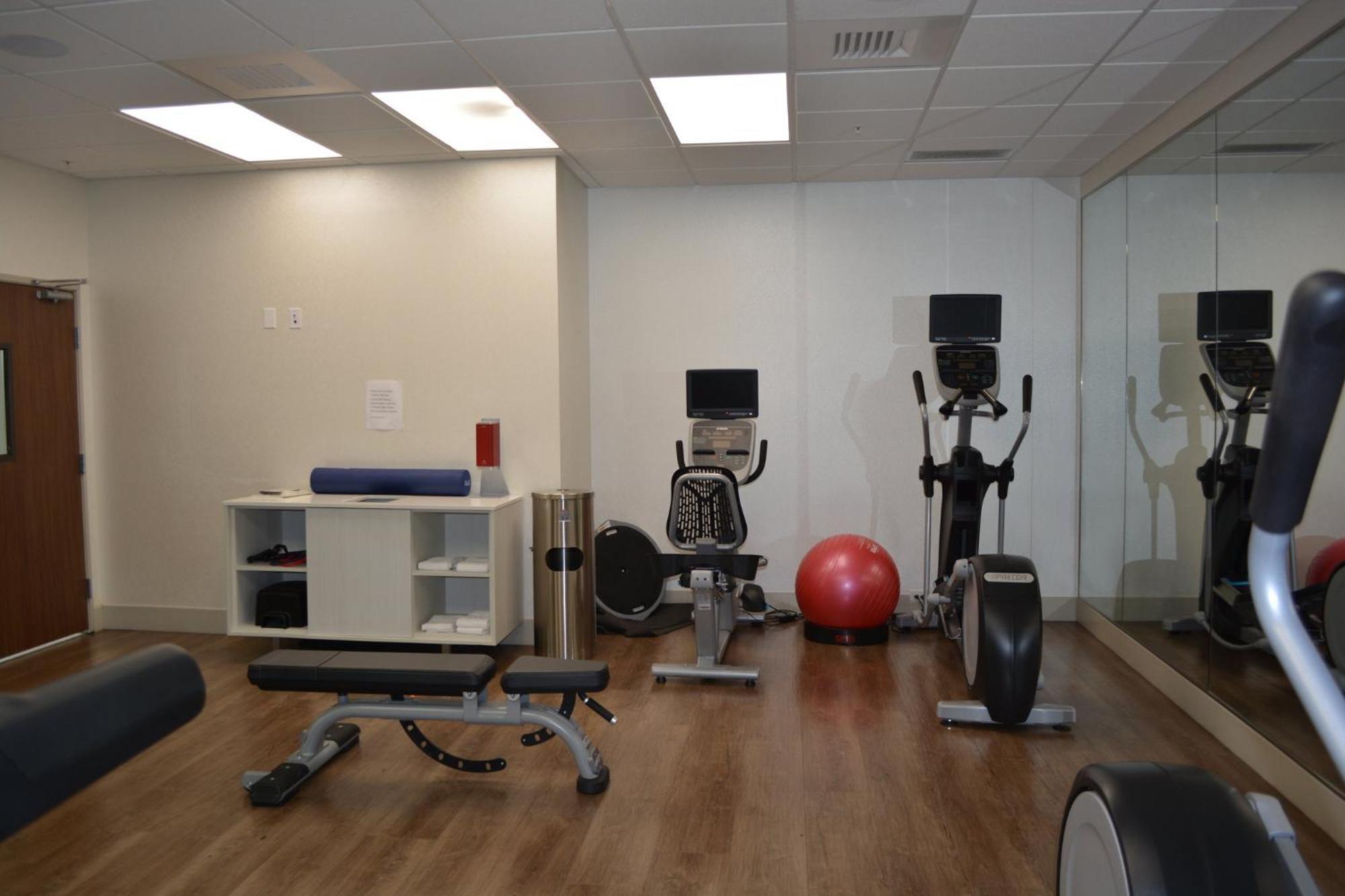 Holiday Inn Express & Suites Liberal Εξωτερικό φωτογραφία
